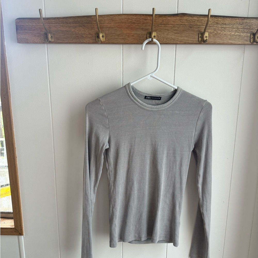 Zara Light Gray Long Sleeve Shirt